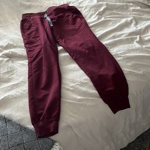 Zamora fig joggers